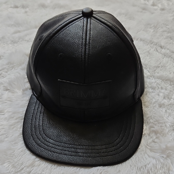 Black Leather Cap - Picture 1 of 5